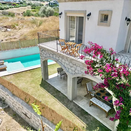 Vlla Sakiz Villa