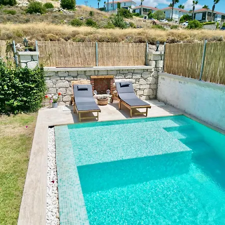 Vlla Sakiz Villa *